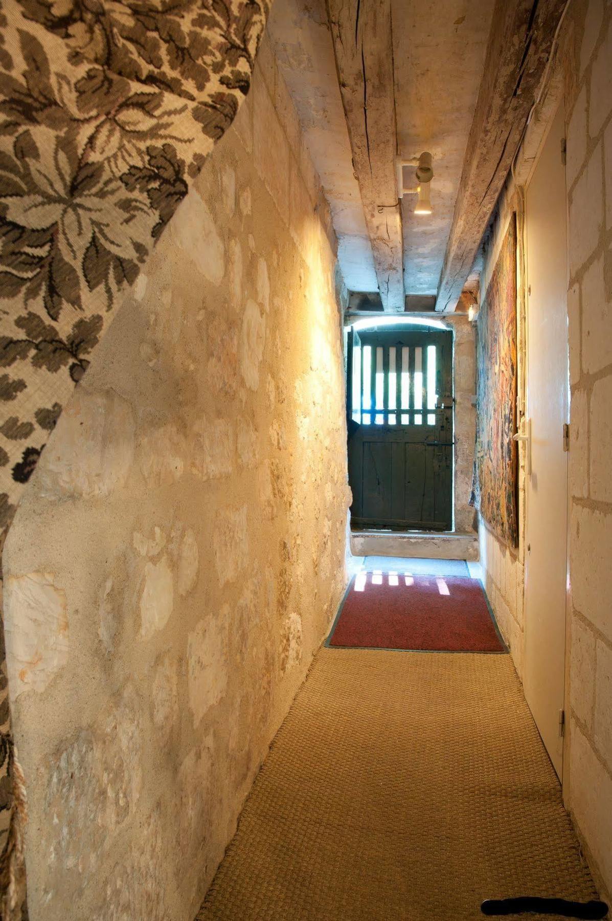 Bed and Breakfast La Demeure Saint-Ours Лош Экстерьер фото